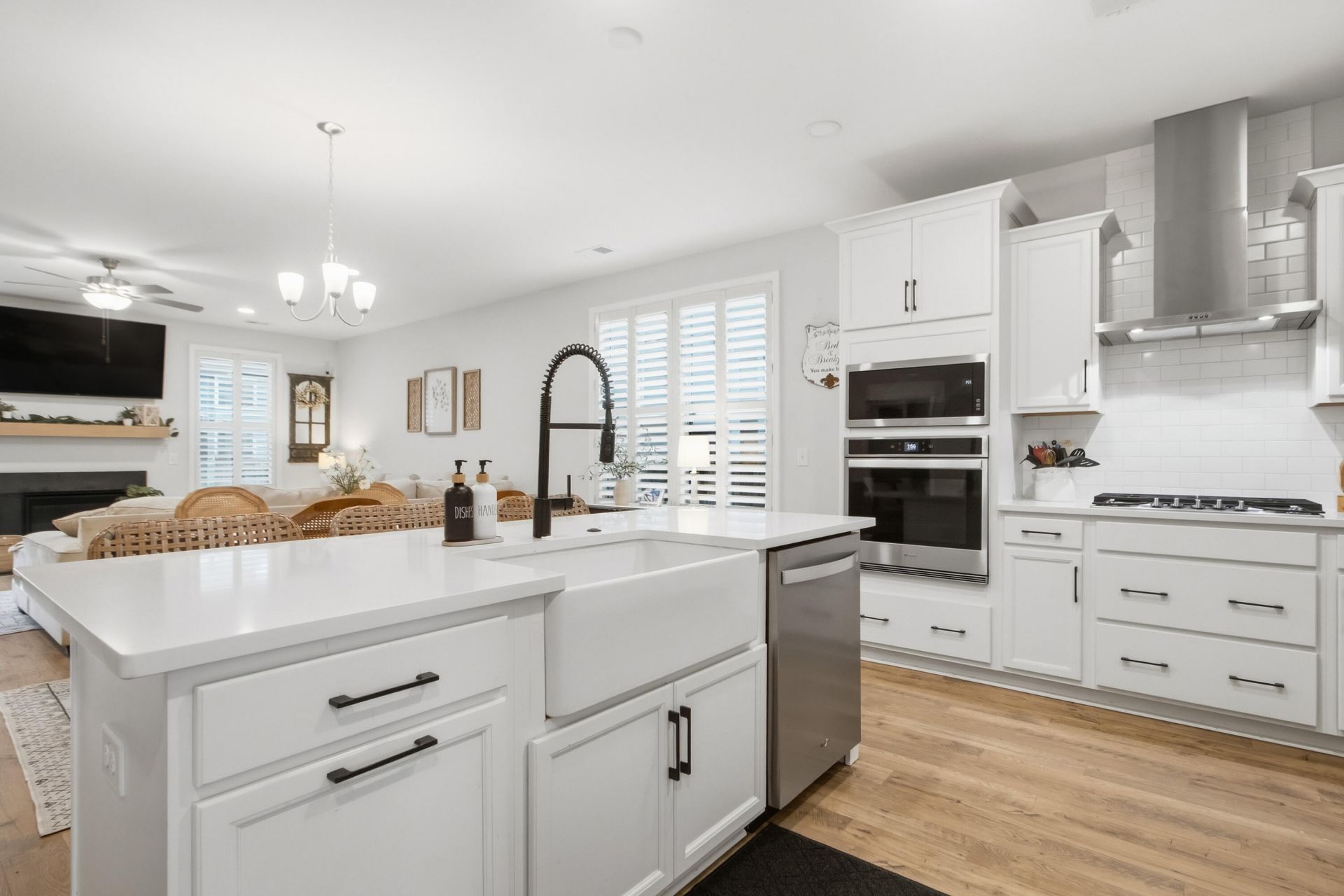 703 Black Pine Road Photo 22