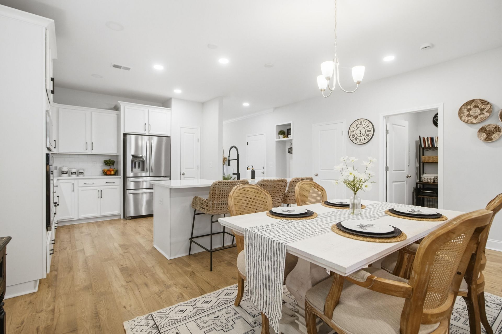703 Black Pine Road Photo 28