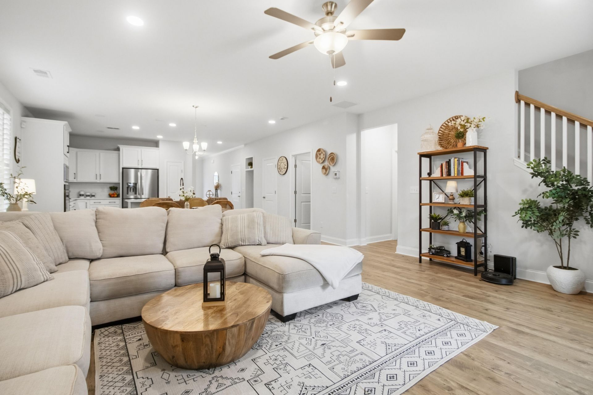 703 Black Pine Road Photo 38