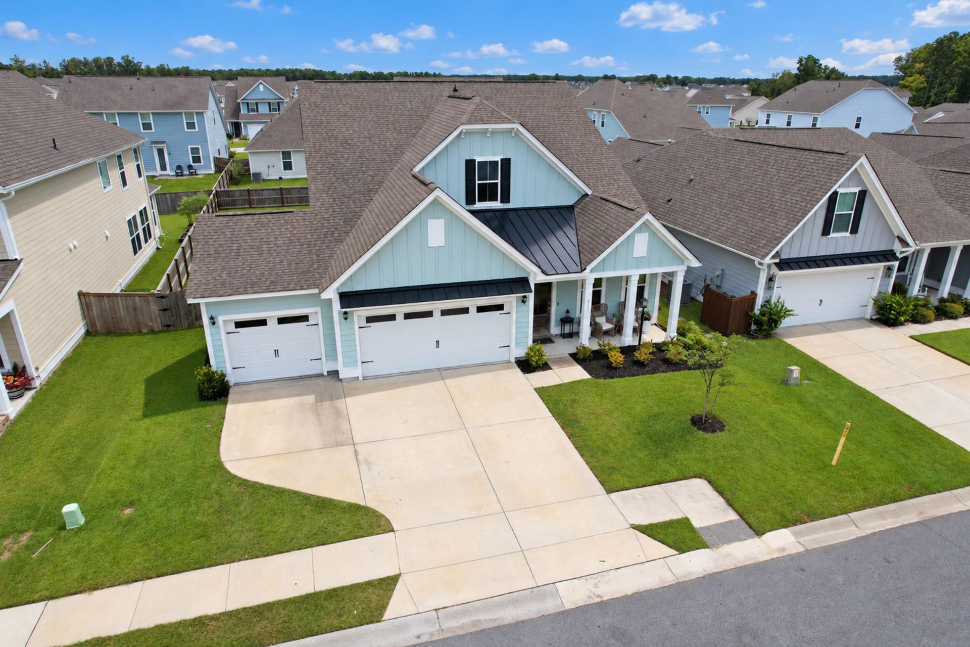 703 Black Pine Road Photo 4