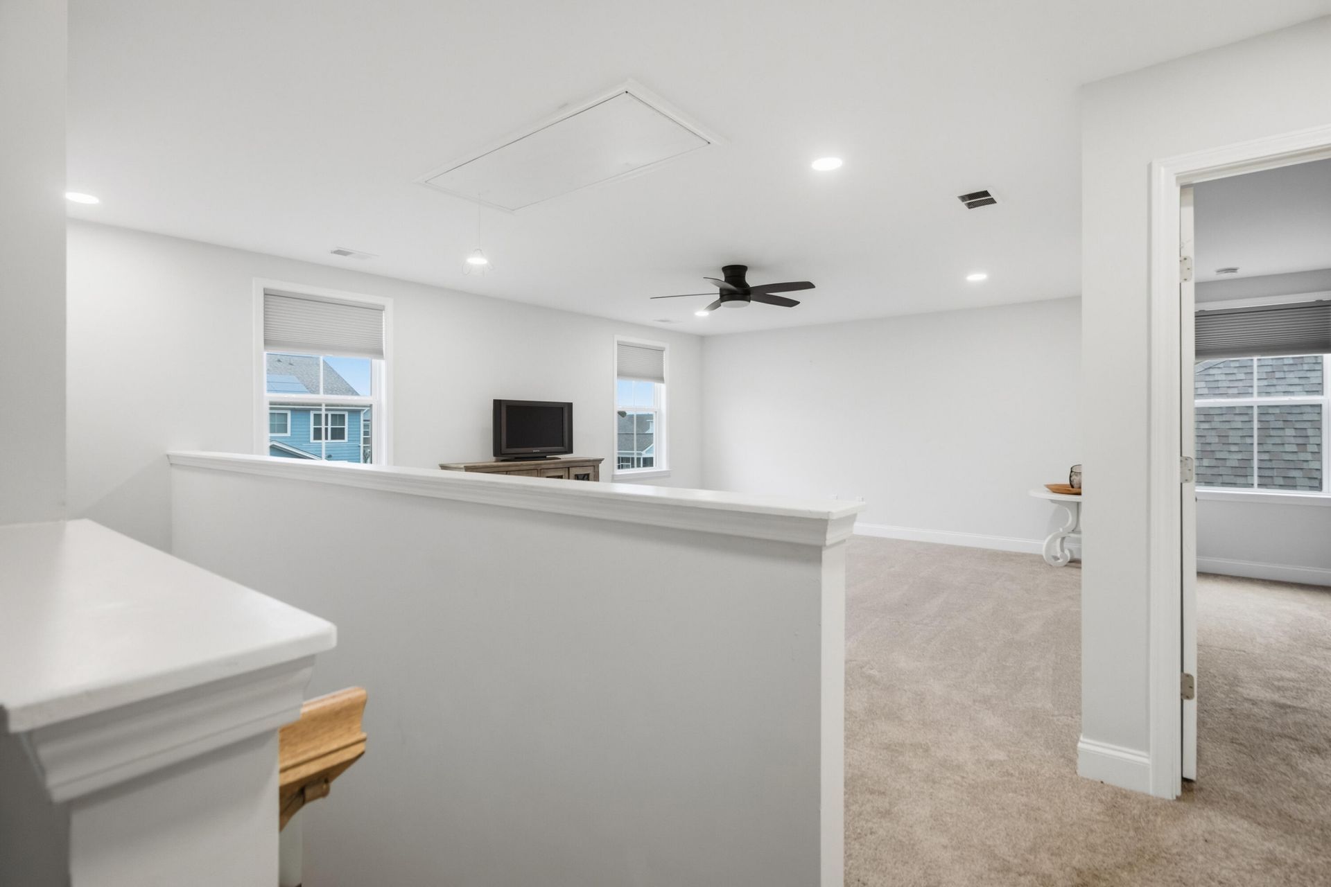 703 Black Pine Road Photo 44
