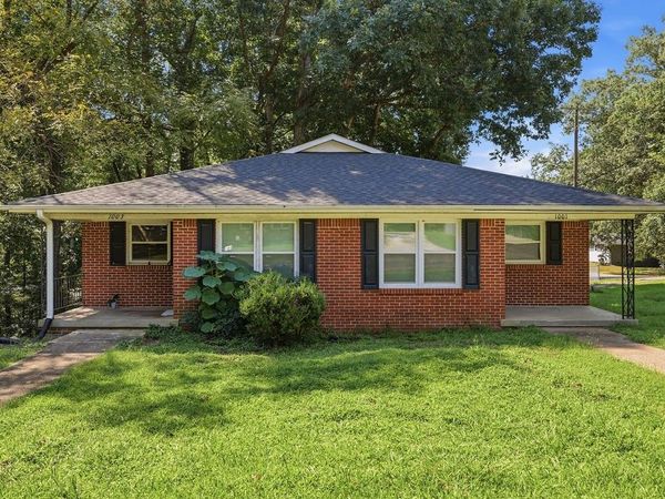 1001 Cowan St , Paris, TN 38242