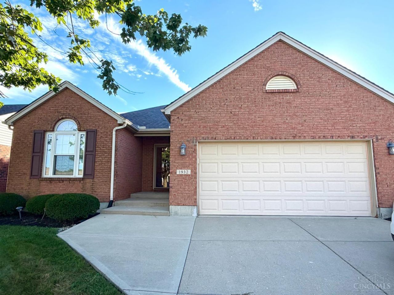 1932 Redbud Drive, Hamilton, OH 45013 Main Photo