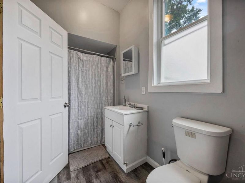 839 Ridgeway Avenue, Cincinnati, OH 45229 Photo 13