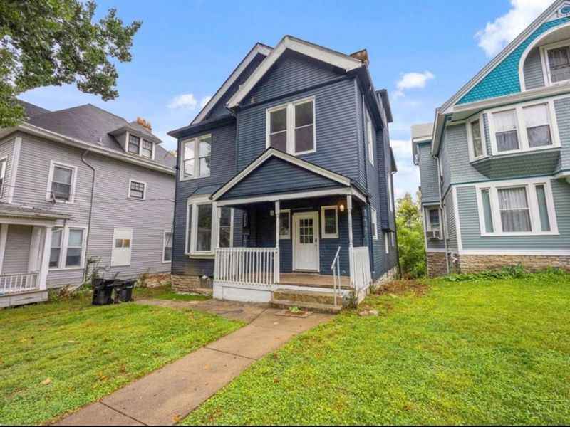 839 Ridgeway Avenue, Cincinnati, OH 45229 Photo 3