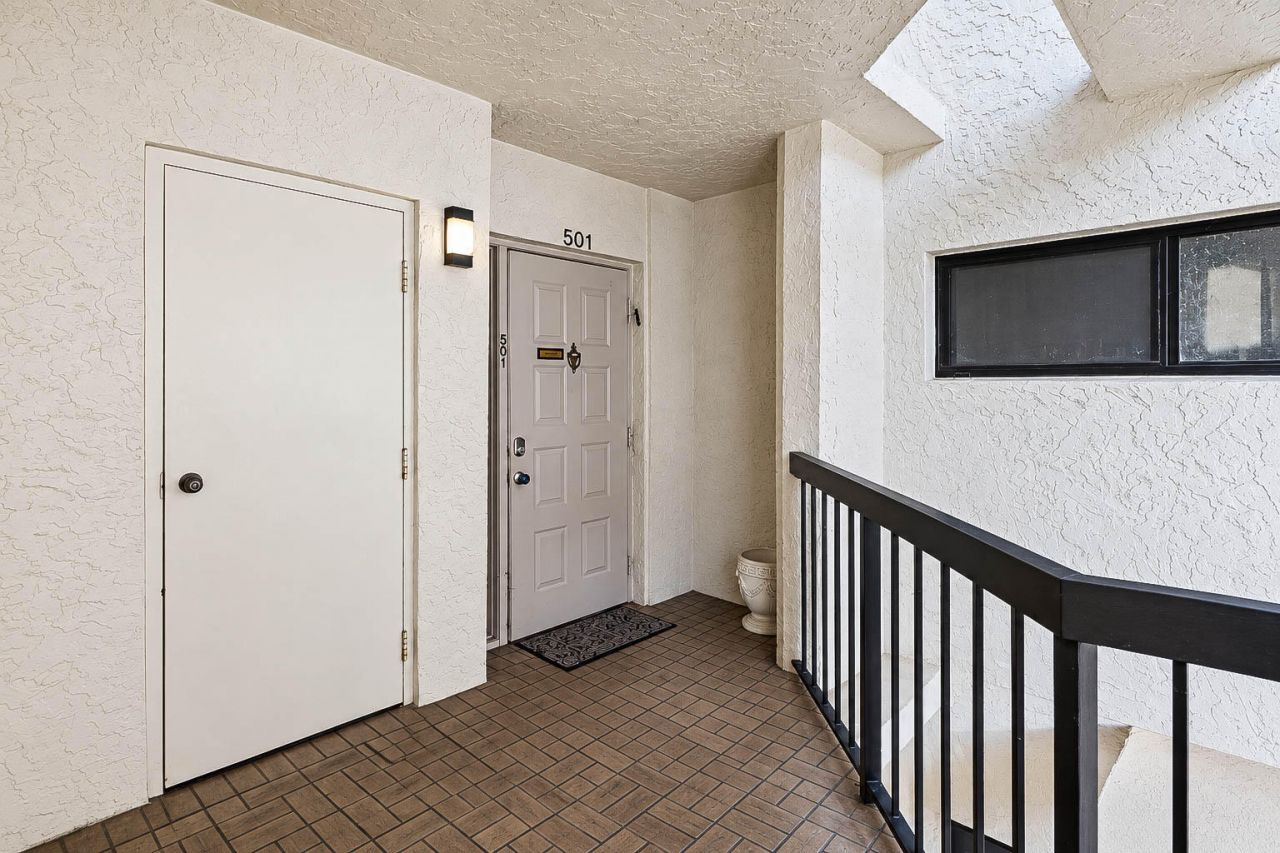 5301 Fountains Drive S, Unit 501, Lake Worth, FL 33467 Photo