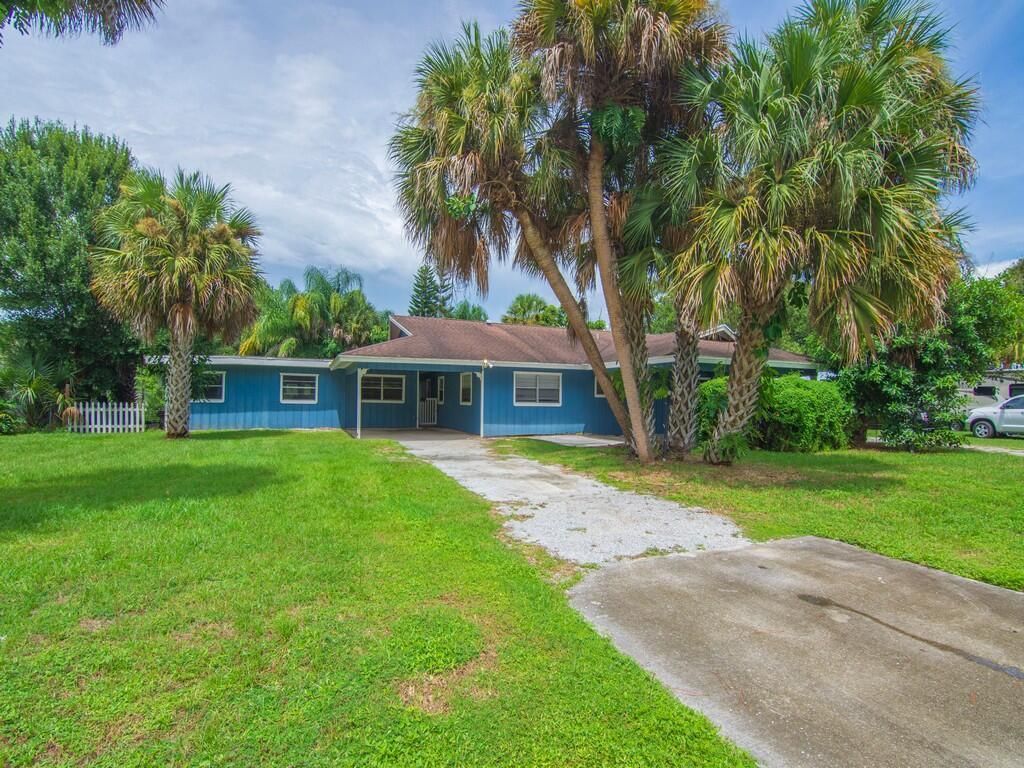 8206 Lakeland Boulevard, Fort Pierce, FL 34951 Photo