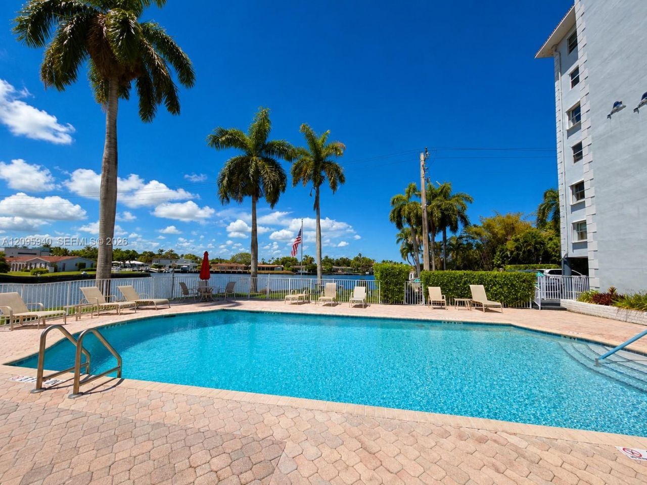 1881 Middle River Dr , Unit 604, Fort Lauderdale, FL 33305 Photo