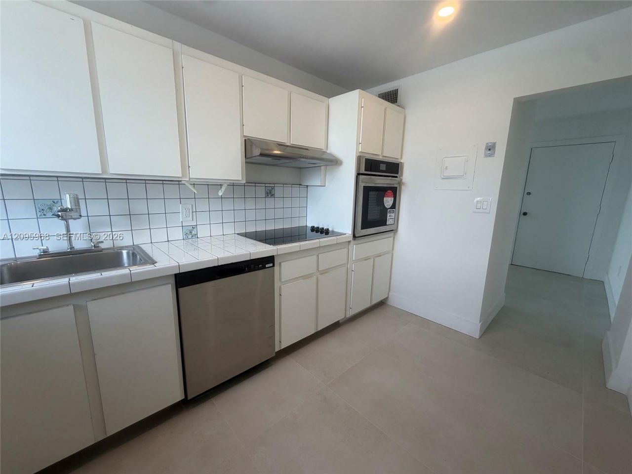 245 18th St , Unit 805, Miami Beach, FL 33139 Photo