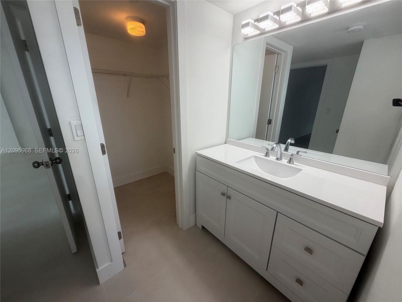 245 18th St , Unit 805, Miami Beach, FL 33139 Photo