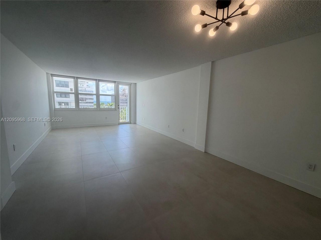 245 18th St , Unit 805, Miami Beach, FL 33139 Photo