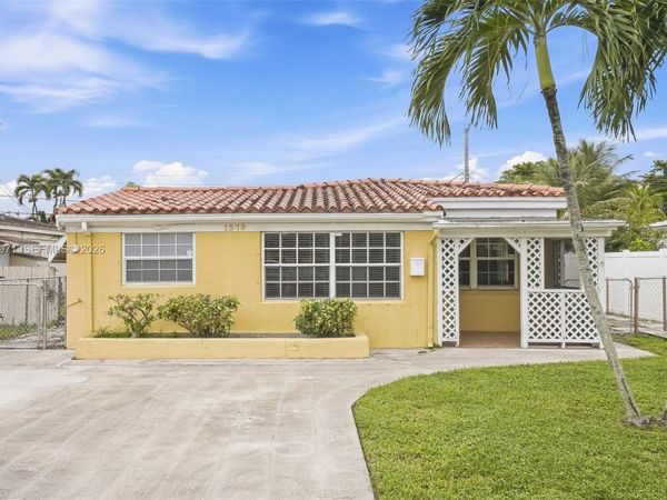 1379 NE 178th St , North Miami Beach, FL 33162