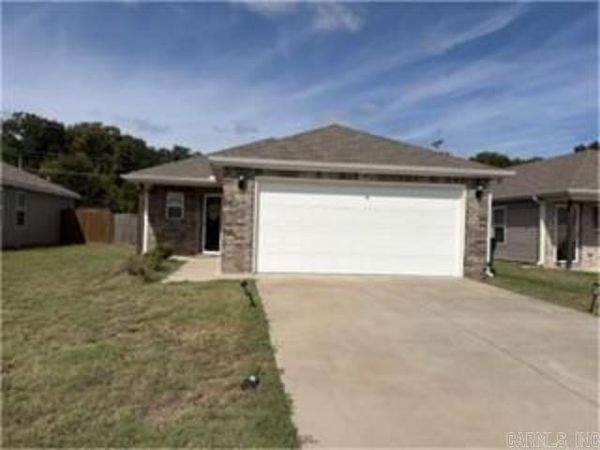 1805 Peony Street, North Little Rock, AR 72117