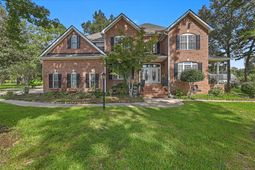 102 Welchman Avenue photo 4
