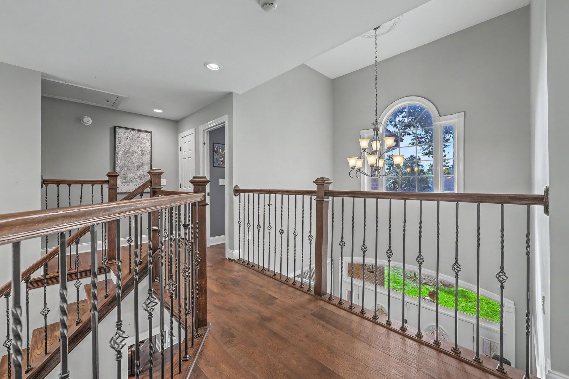 102 Welchman Avenue Photo 32