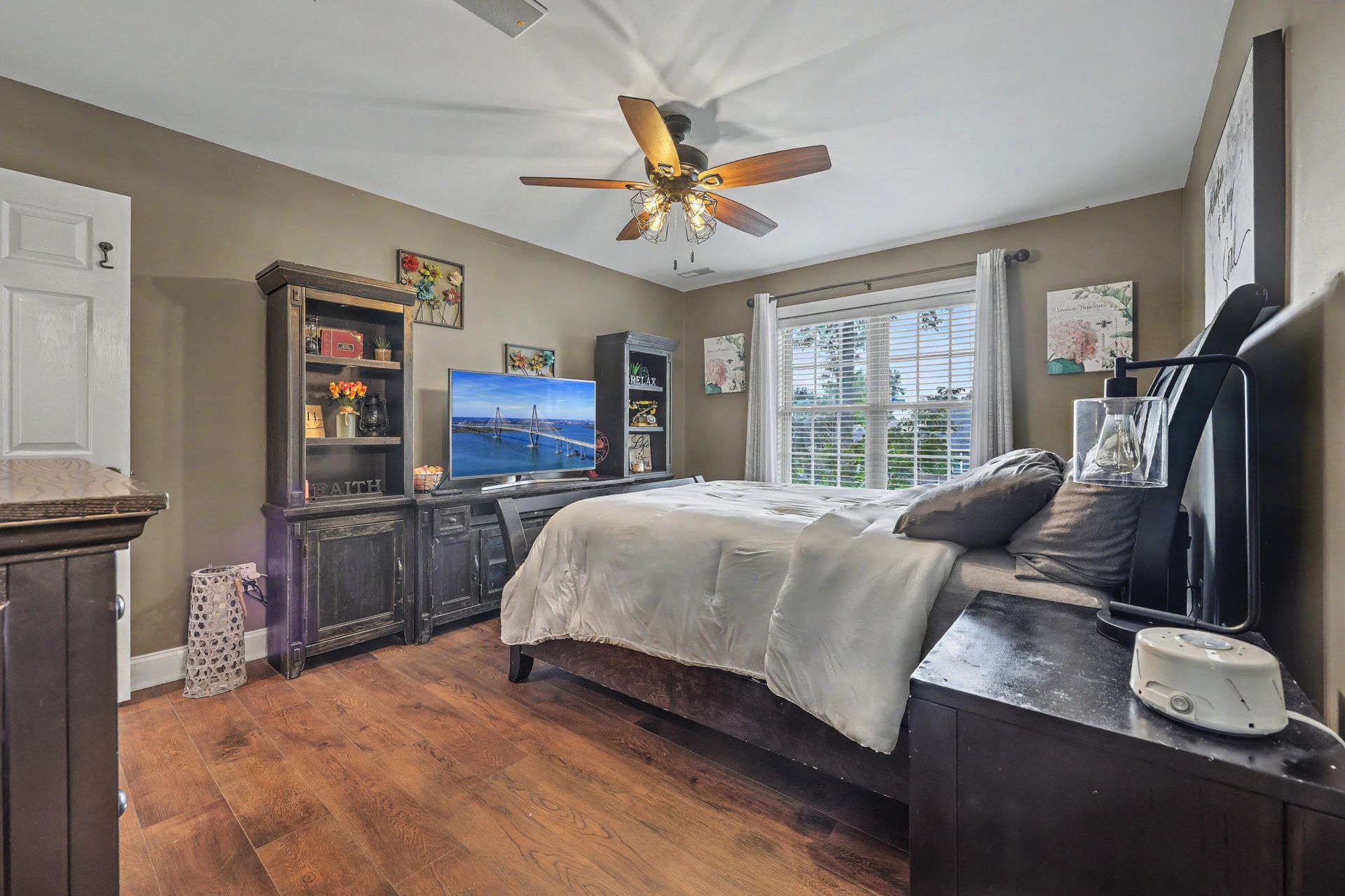 102 Welchman Avenue Photo 35