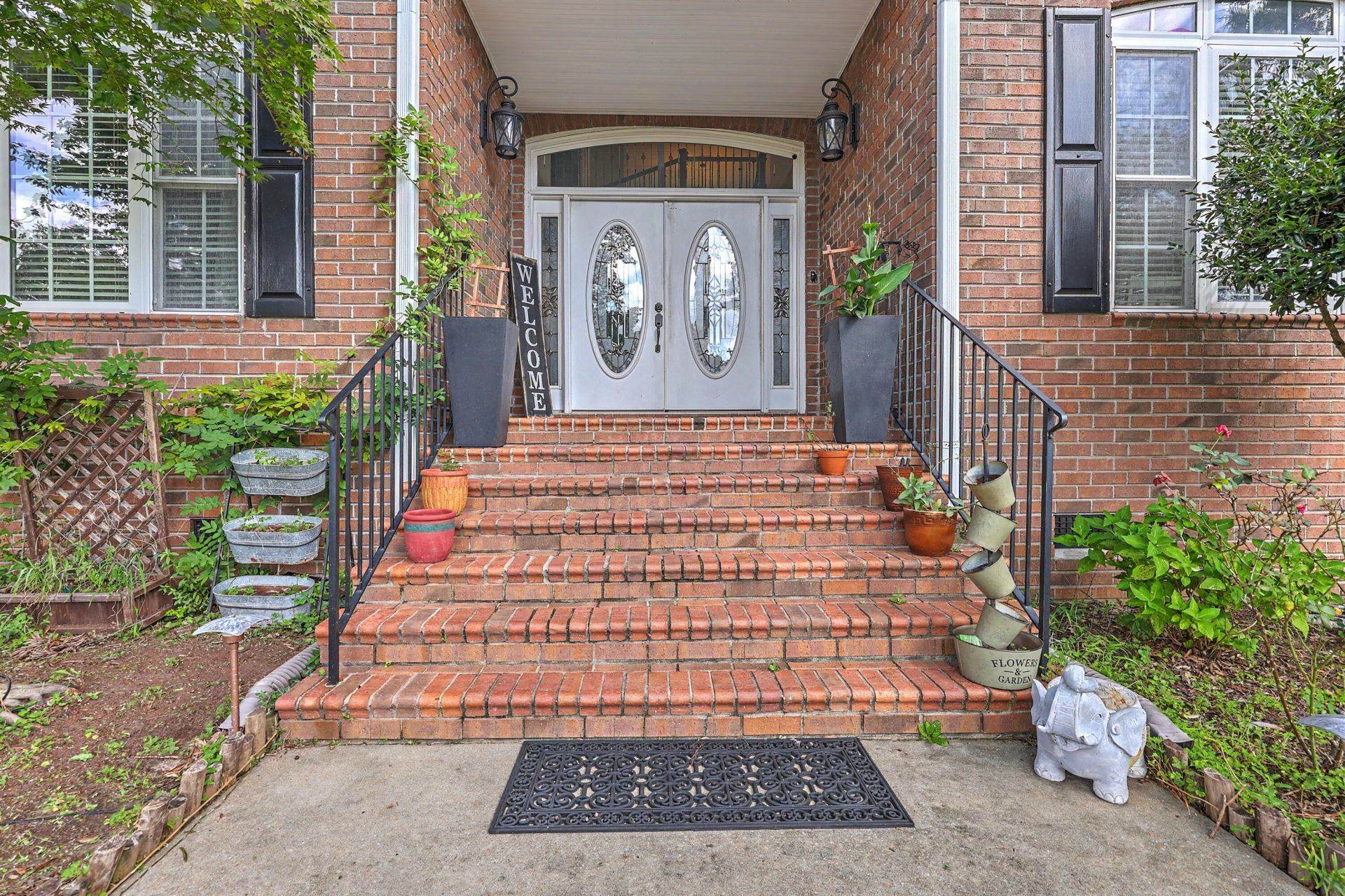 102 Welchman Avenue Photo 5