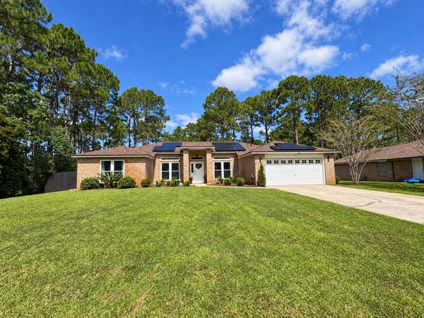7534 Duval Street, Navarre, FL 32566