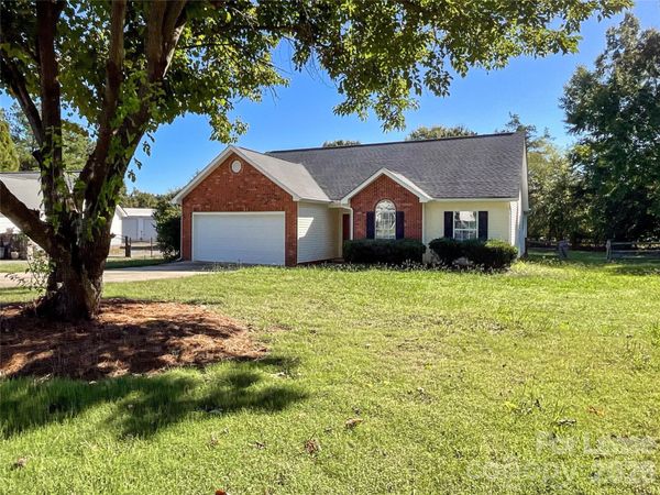 1037 Ridgefield Circle , Indian Trail, NC 28079
