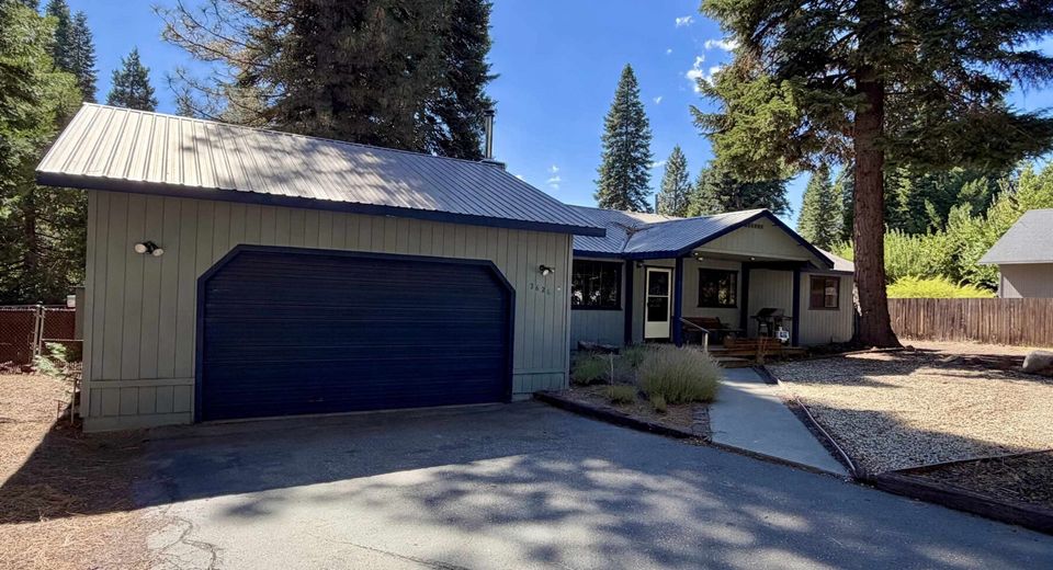 3626 Park Hill Drive, Lake Almanor, CA 96137 Photo