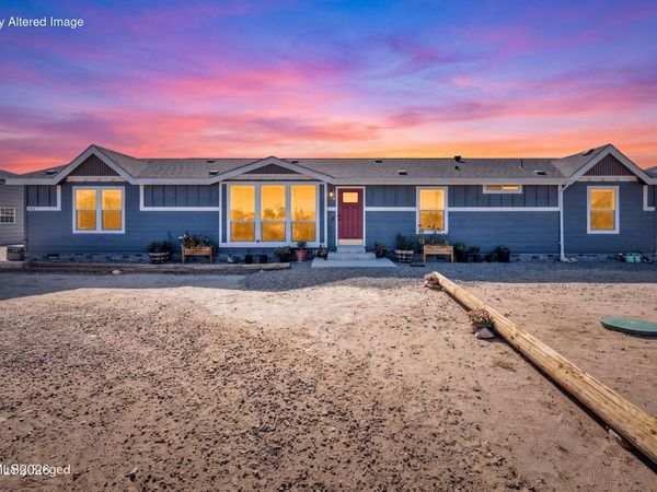105 Arabian Way, Reno, NV 89508
