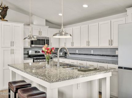 105 Arabian Way, Reno, NV 89508 Photo