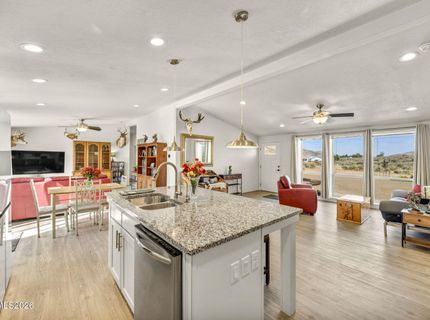 105 Arabian Way, Reno, NV 89508 Photo