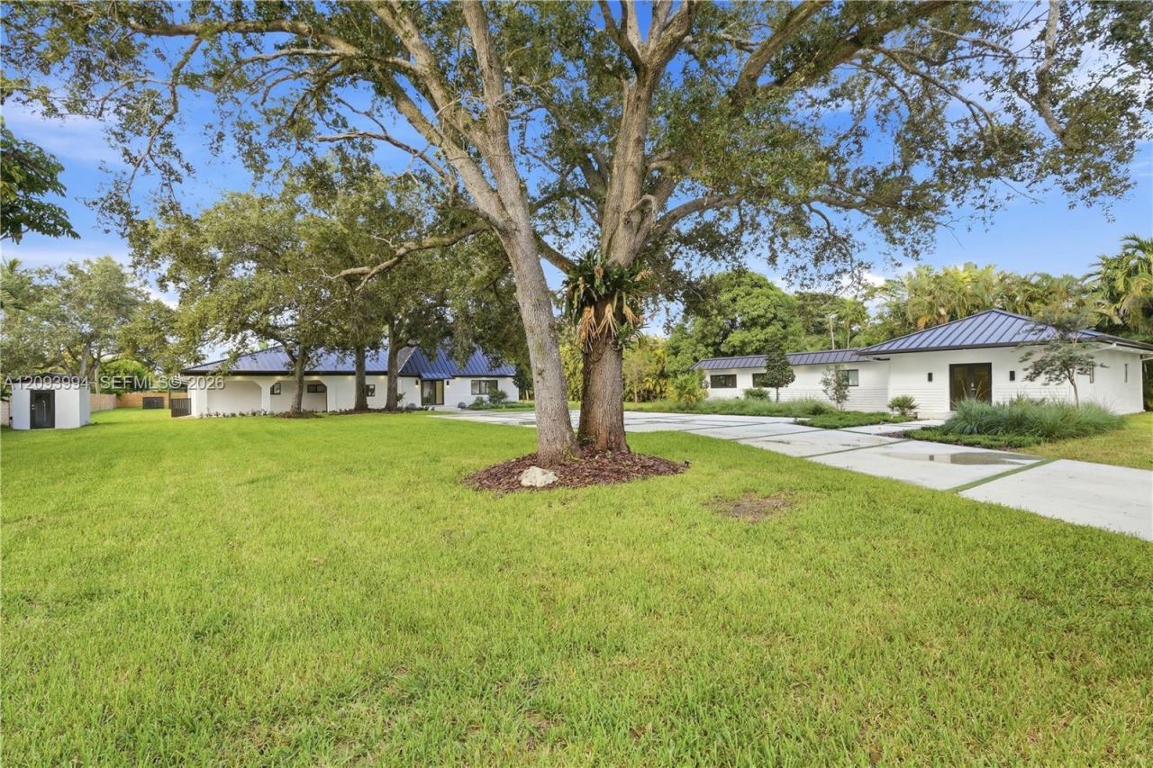 10861 SW 93rd St, Miami, FL 33176 Photo