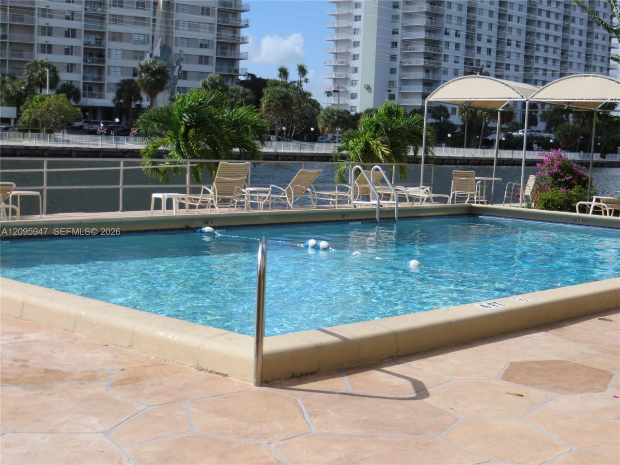 220 Kings Point Dr , Unit 606, Sunny Isles Beach, FL 33160 Photo
