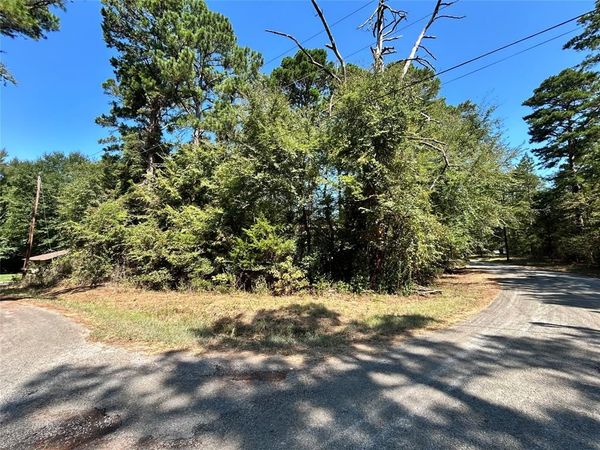 11 Hillside Circle, Berryville, TX 75763