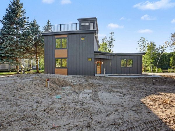 8135 Island Court, Stanwood, MI 49346