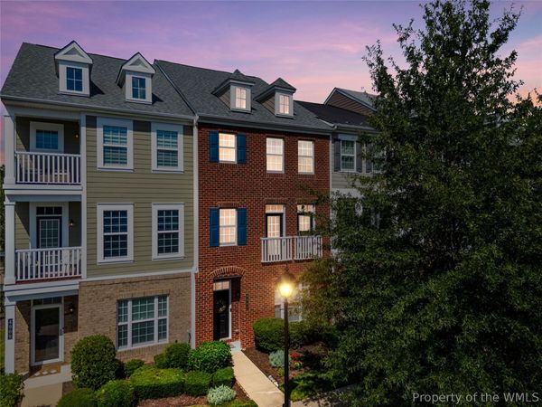 4907 Settlers Market Boulevard , Williamsburg, VA 23188