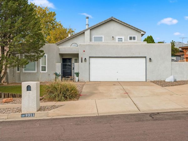 9311 Freedom Way NE, Albuquerque, NM 87109