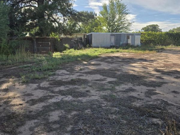411 N Rubennie Place NW, Albuquerque, NM 87114