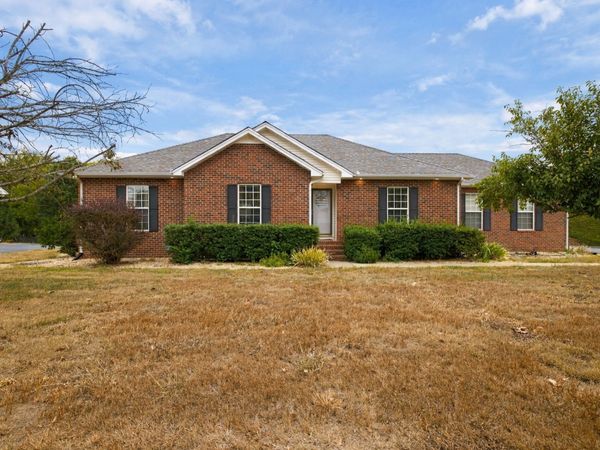 607 Meadowlark Dr , Shelbyville, TN 37160