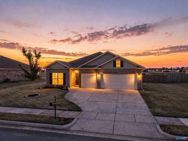 108 Creek Ridge Drive, Meridianville, AL 35759