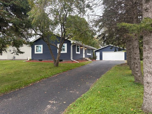 1014 9th Avenue SW, Forest Lake, MN 55025