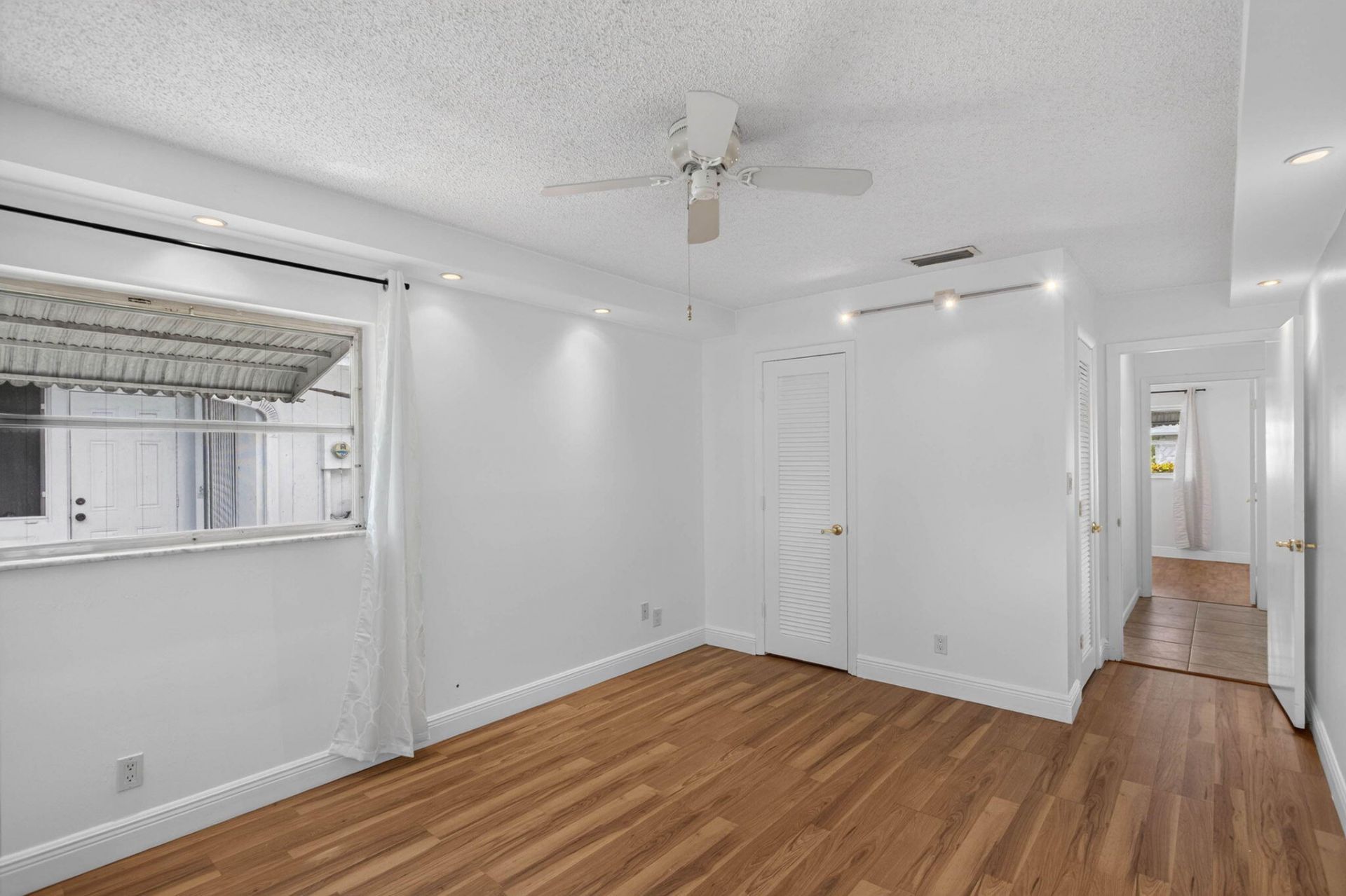 1010 NW 72nd Terrace, Margate, FL 33063 Photo