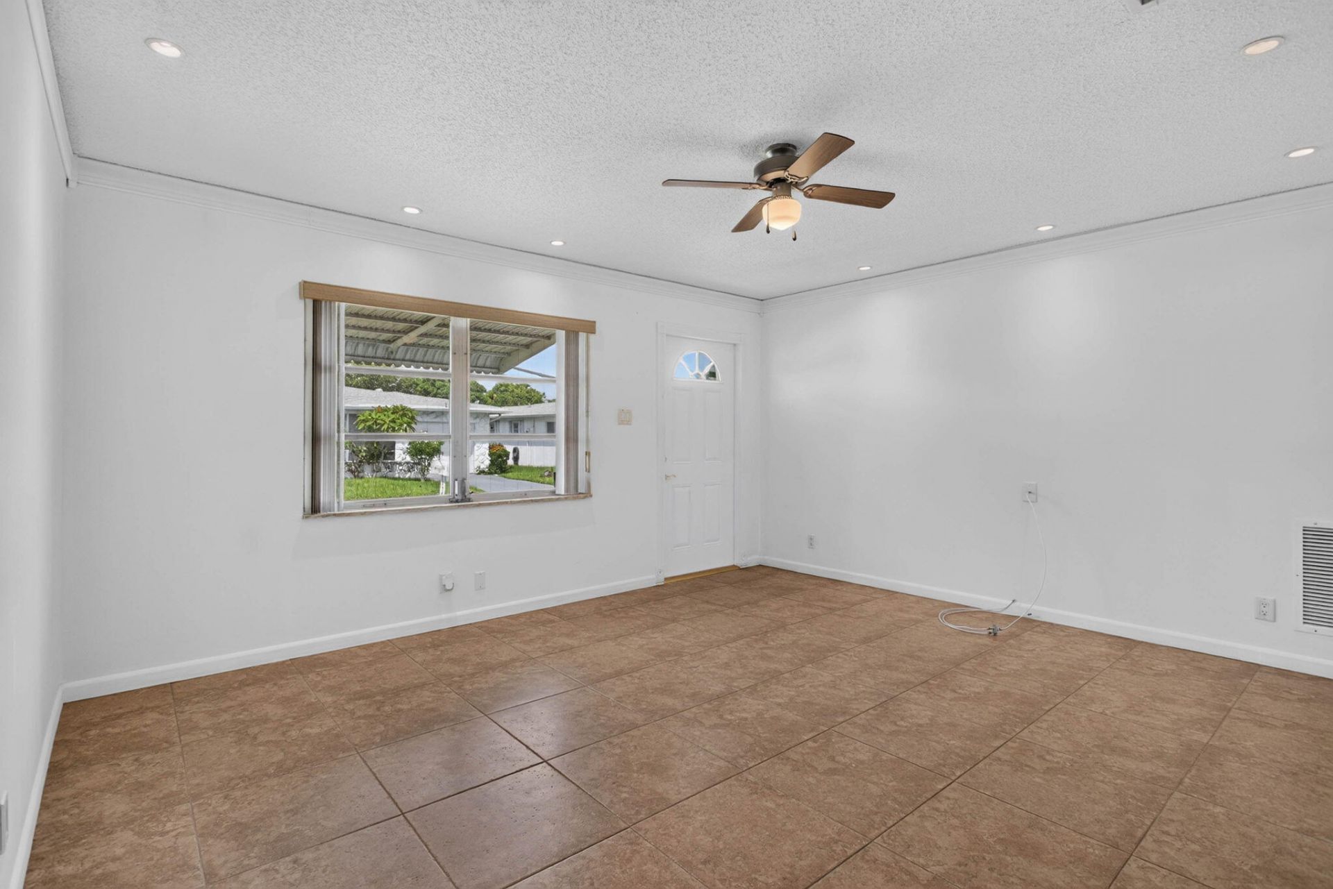 1010 NW 72nd Terrace, Margate, FL 33063 Photo