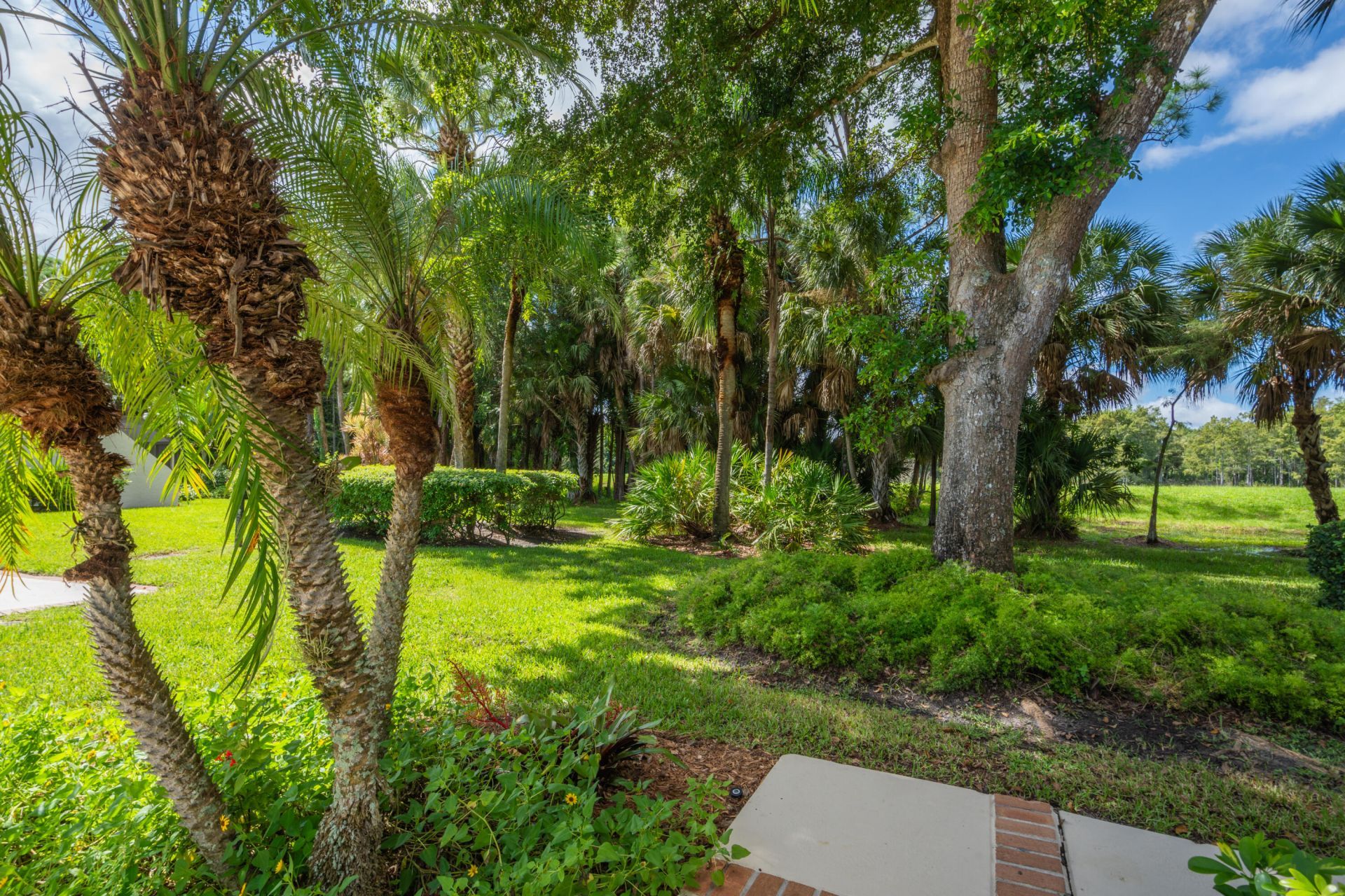 40 Edinburgh Drive, Palm Beach Gardens, FL 33418 Photo