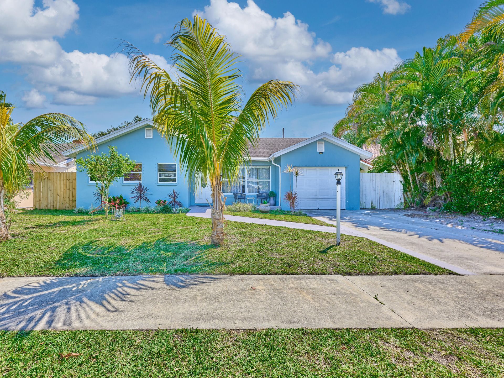 9020 SW 8th Street, Boca Raton, FL 33433 Photo