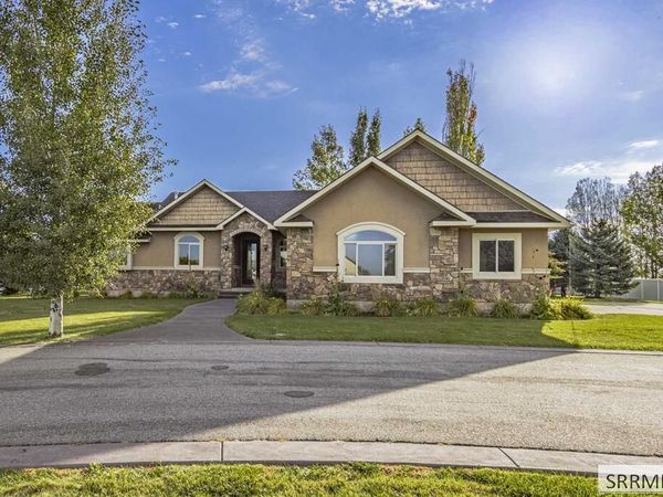 102 N 3918 E, RIGBY, ID 83442