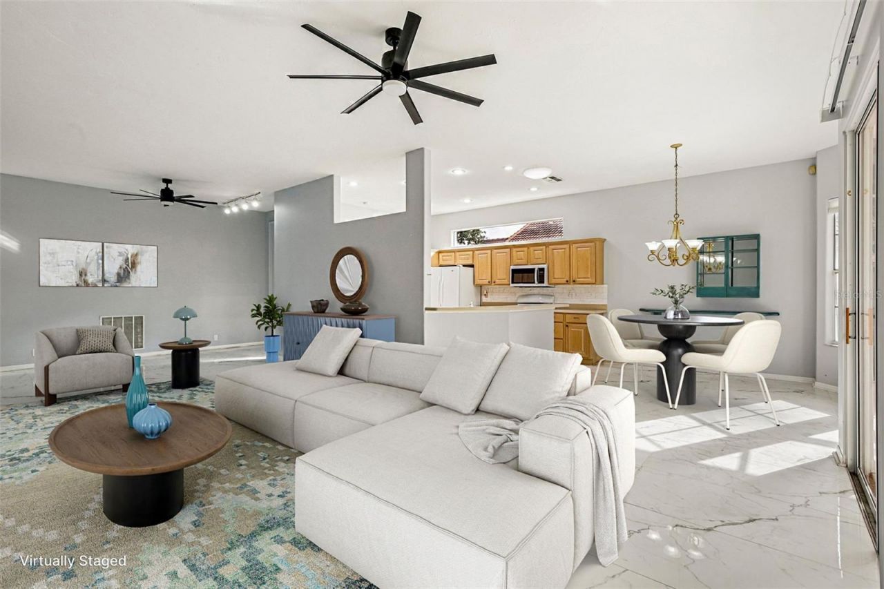 5814 Fairwoods Circle , Sarasota, FL 34243 Photo