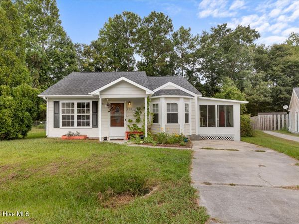 408 Somerset Cove , Jacksonville, NC 28546
