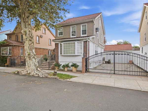 88-21 79th Avenue, Glendale, NY 11385