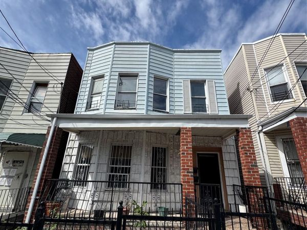 637 Baker Avenue , Bronx, NY 10460