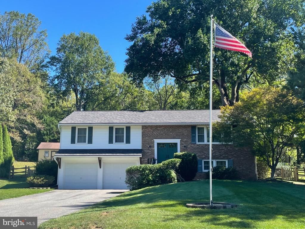 6419 HICKORY LANE, SYKESVILLE, MD 21784