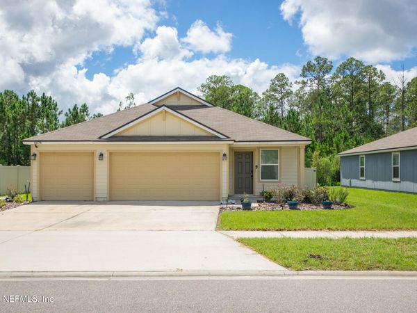 65378 RIVER GLEN Parkway, Yulee, FL 32097