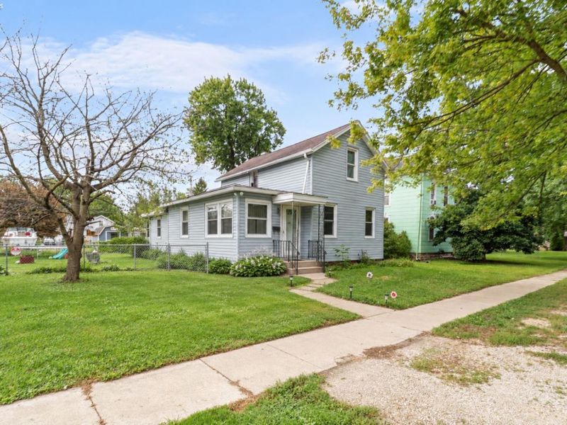 435 4th Street, Fremont, OH 43420 Photo 2