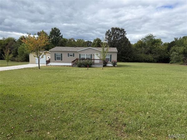 26039 Rynelle Drive , Wright City, MO 63390